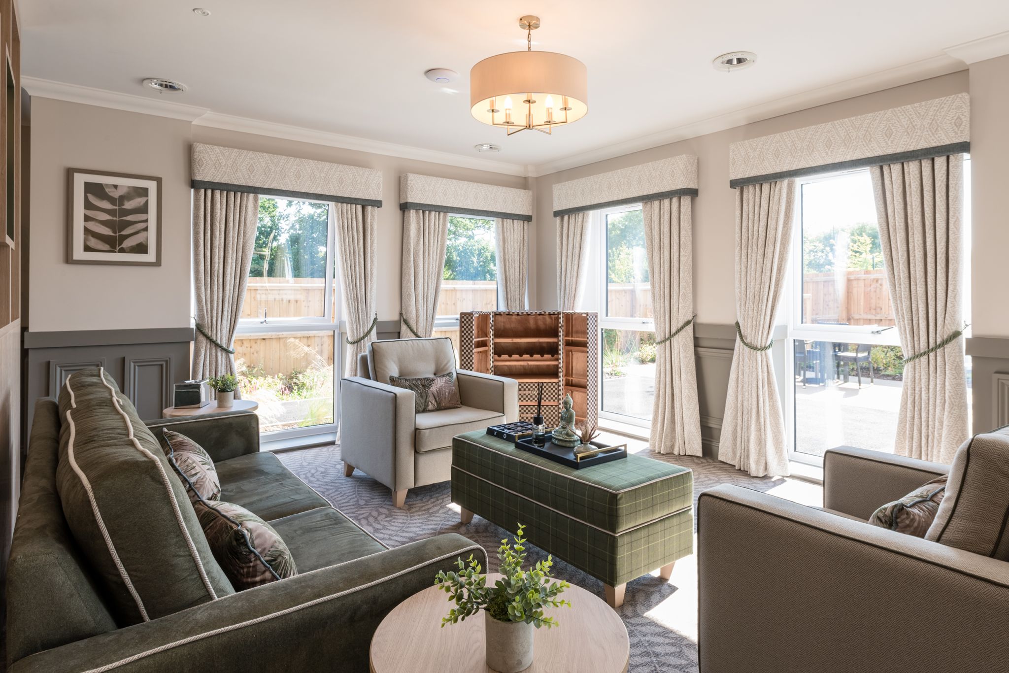 Oakley-Grange-Care-Home-in-Warwick-Lounge-3