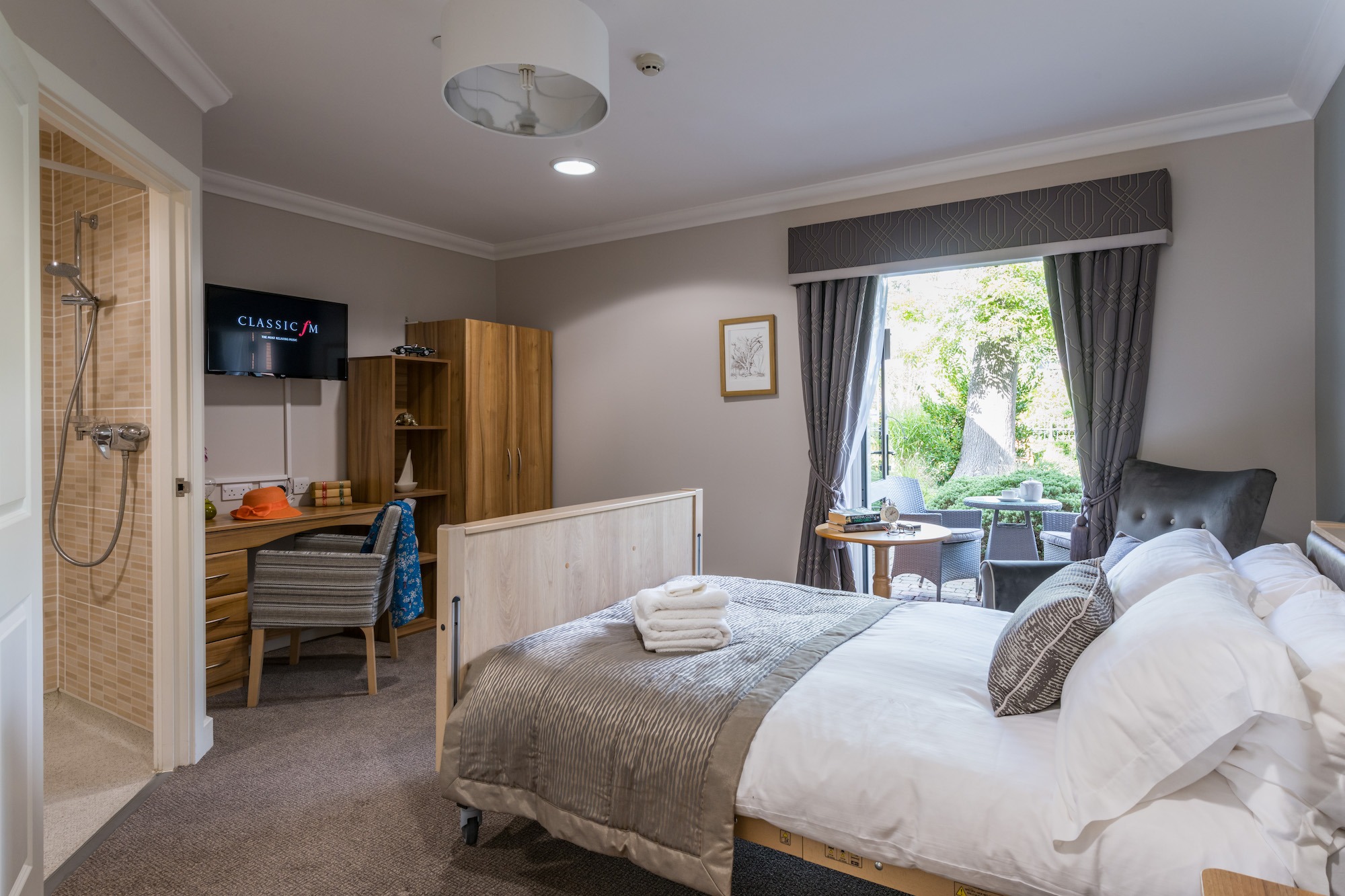 Bedrooms - Hartwood House Care Home