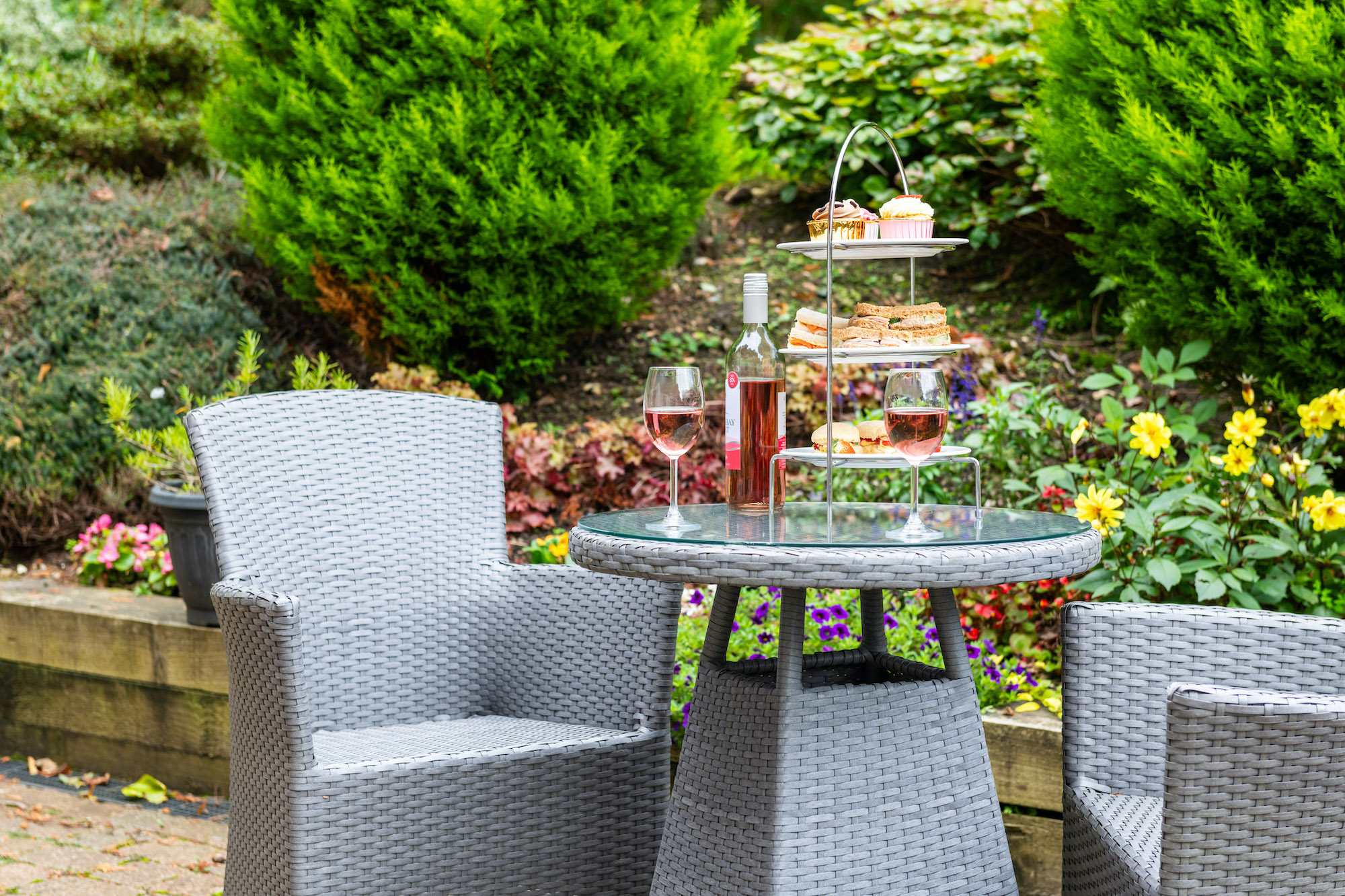 Gardens - Hartwood House Care Home