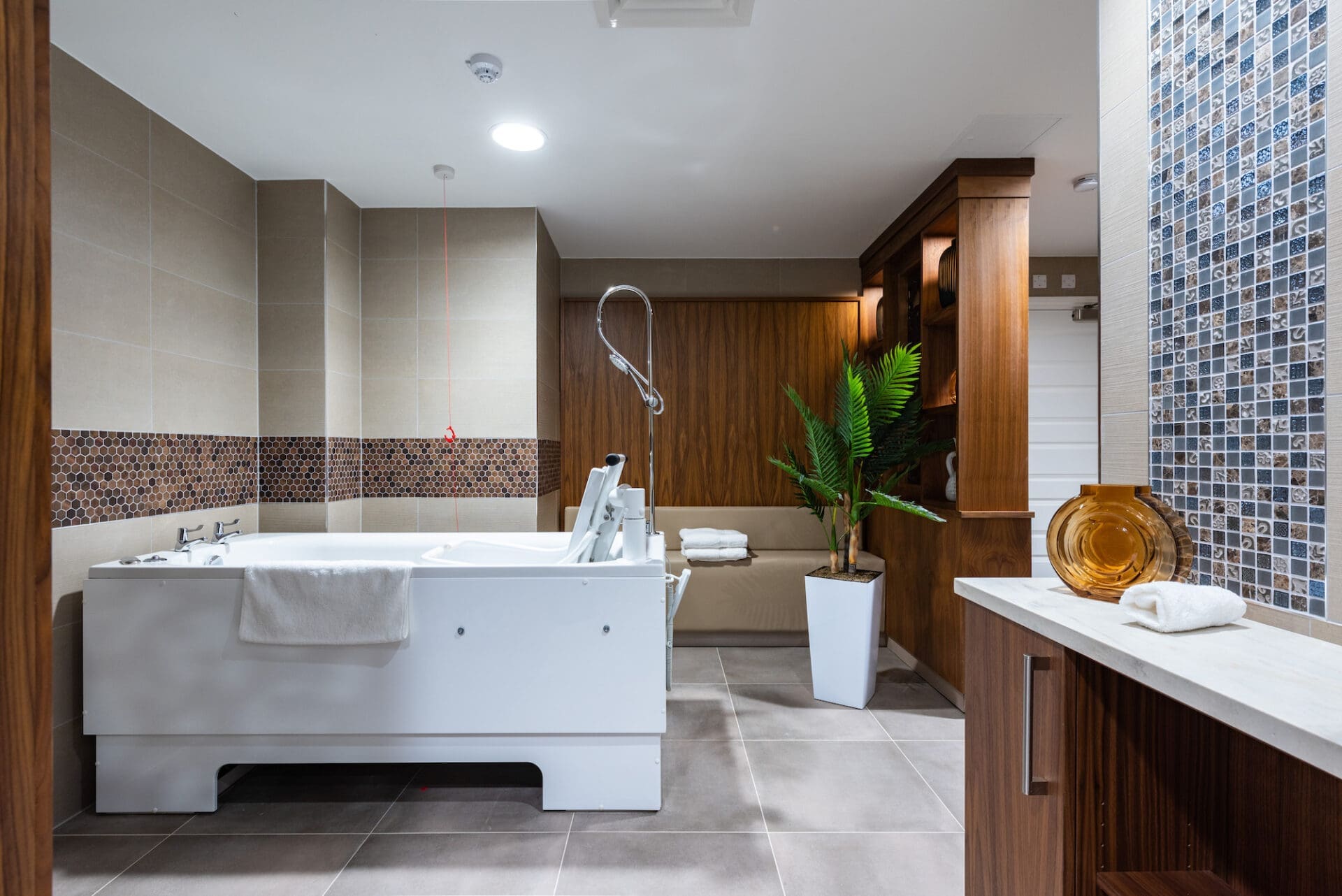 Spa - Heathland House Care Home