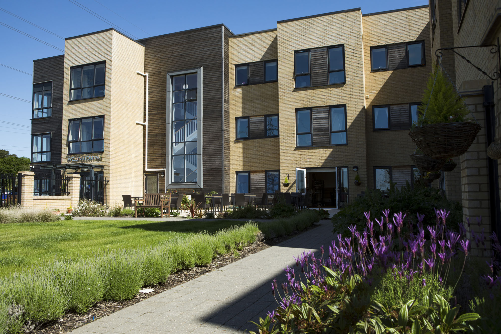 Gardens - Wellington Vale Care Home
