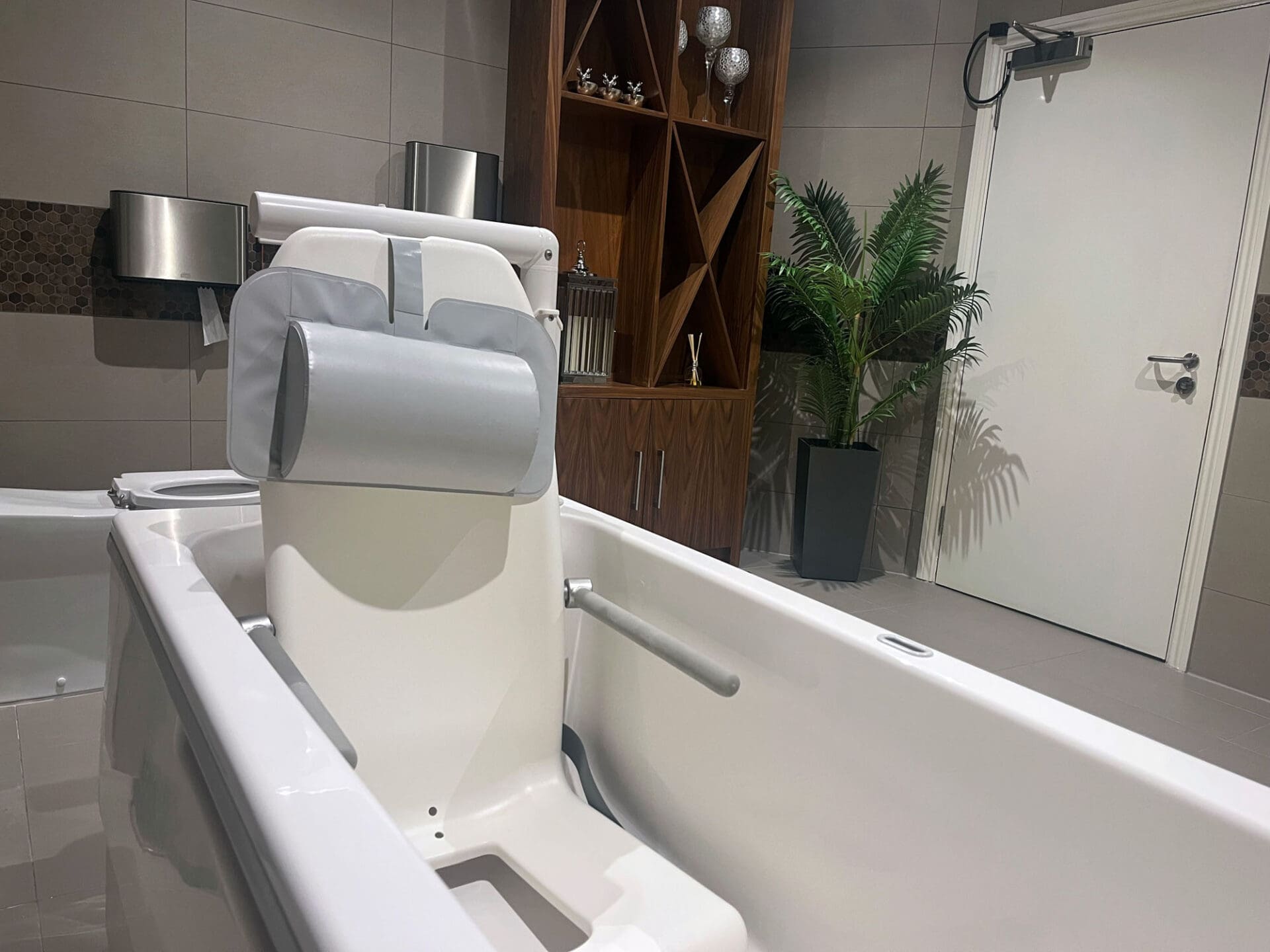 Spa Bathroom - Eden Grange Care Home