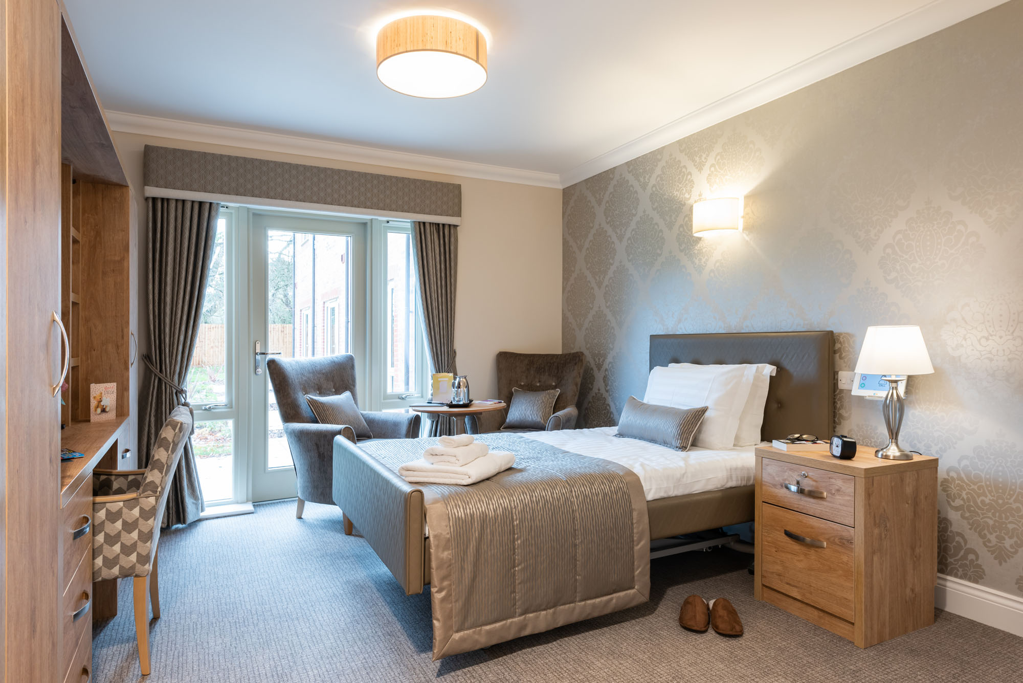 Eastcote Park care home bedroom