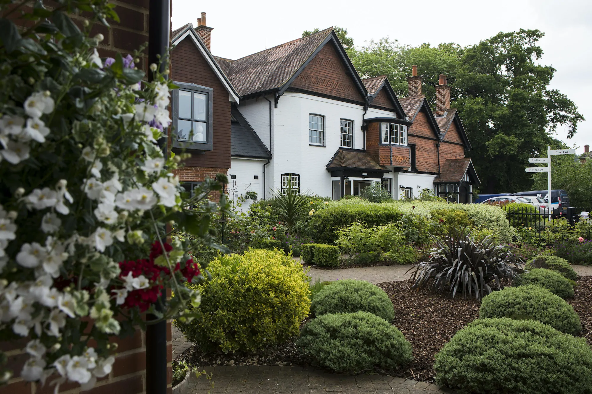 Gardens - Hartwood House Care Home