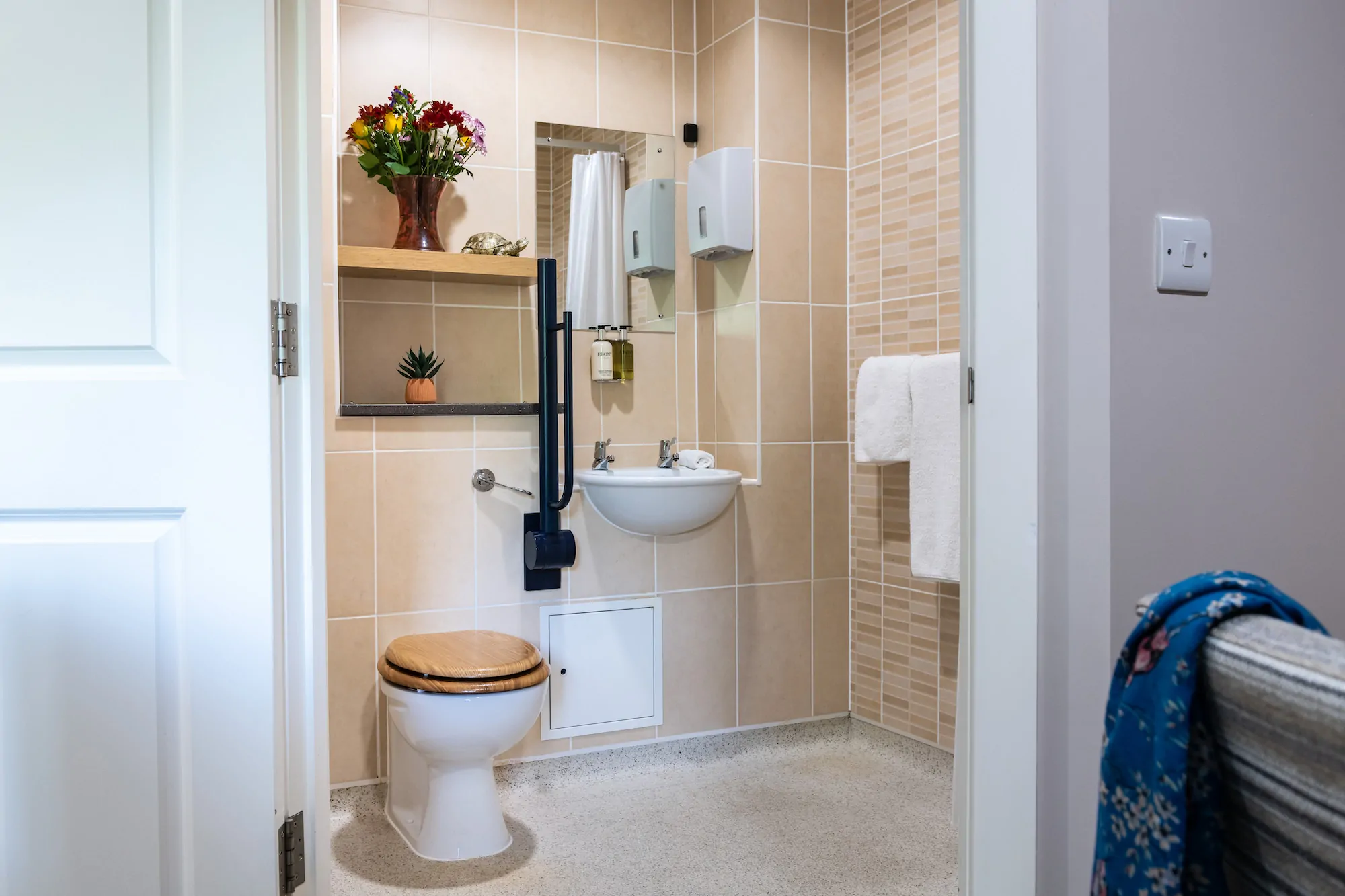 Bedrooms - Hartwood House Care Home